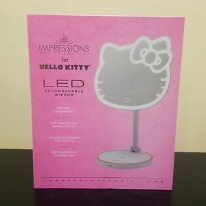 LAST ONE ❤HELLO KITTY LED RECHARGEABLE MAKEUP MIRROR